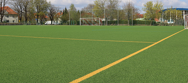 Kunstrasenplatz auf dem Gelände des Friedensstadions