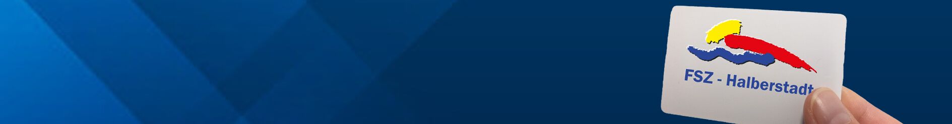 Mitglieskarte mit FSZ-Halberstadt-Logo, blaue geometrische Hintergrundform.