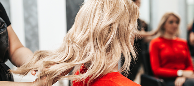 Frisuren und Trends