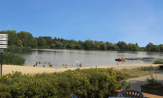 Halberstädter See - Aussicht Sandstrand von der Gastronomie